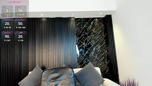 charlottewhitte online show from 03-13-26, 12:01