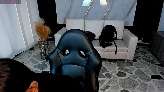 charlottewhitte online show from 03-21-26, 11:26