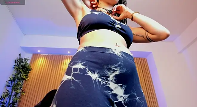 charlottewhitte online show from 04-20-26, 11:13