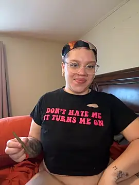 QueenNuttCollector online show from 09-09-25, 09:03