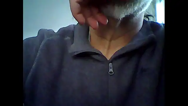 Snapshot of xcimeru chatting on 11-29-25, 07:44 xcimeru online show from 11-29-25, 07:44