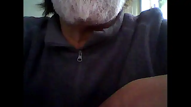 Snapshot of xcimeru chatting on 12-16-25, 03:50 xcimeru online show from 12-16-25, 03:50