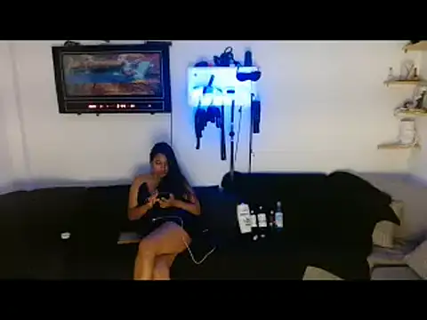 Snapshot of Chiara_petterson chatting on 03-01-25, 08:45 Chiara petterson online show from 03-01-25, 08:45