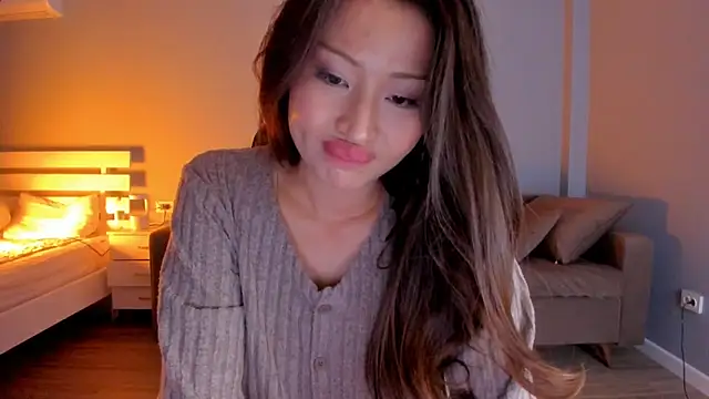 Snapshot of kawaii_mia chatting on 03-07-25, 04:44 kawaii mia online show from 03-07-25, 04:44