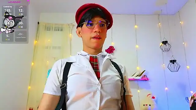 Snapshot of Ariel_Femboy_ chatting on 03-08-25, 04:01 Ariel Femboy online show from 03-08-25, 04:01