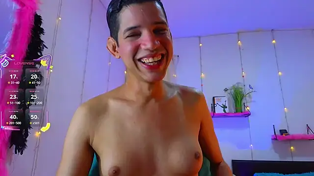 Snapshot of Ariel_Femboy_ chatting on 09-21-25, 08:21 Ariel Femboy online show from 09-21-25, 08:21