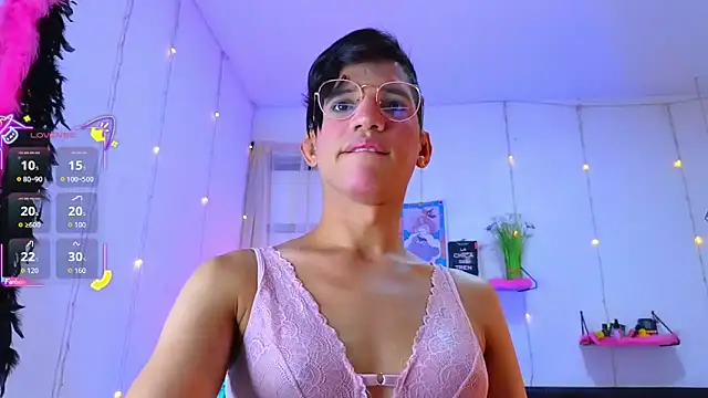 Snapshot of Ariel_Femboy_ chatting on 11-23-25, 04:56 Ariel Femboy online show from 11-23-25, 04:56