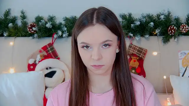 Snapshot of ElisabethDavis chatting on 01-04-25, 03:17 ElisabethDavis online show from 01-04-25, 03:17