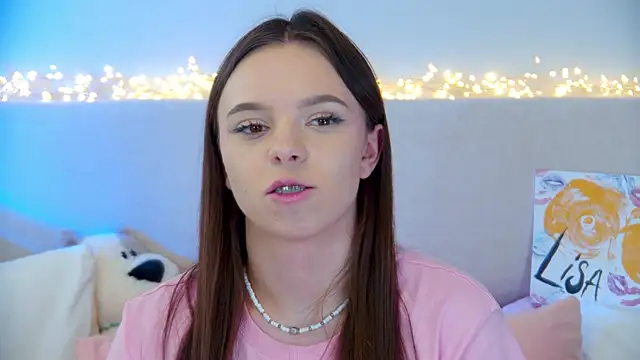 Snapshot of ElisabethDavis chatting on 01-24-25, 07:18 ElisabethDavis online show from 01-24-25, 07:18