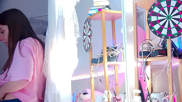 Snapshot of ElisabethDavis chatting on 01-31-25, 09:37 ElisabethDavis online show from 01-31-25, 09:37