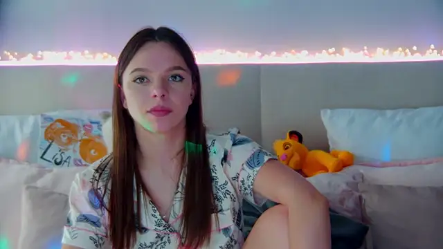 Snapshot of ElisabethDavis chatting on 02-27-25, 12:21 ElisabethDavis online show from 02-27-25, 12:21