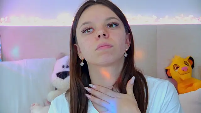 Snapshot of ElisabethDavis chatting on 03-08-25, 03:13 ElisabethDavis online show from 03-08-25, 03:13