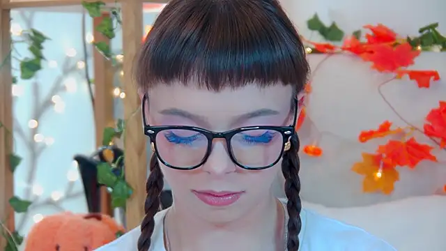 Snapshot of ElisabethDavis chatting on 09-28-25, 03:17 ElisabethDavis online show from 09-28-25, 03:17