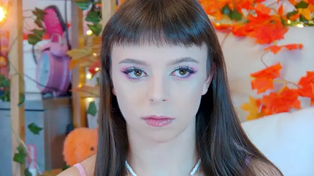 Snapshot of ElisabethDavis chatting on 10-24-25, 03:19 ElisabethDavis online show from 10-24-25, 03:19