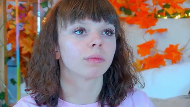 Snapshot of ElisabethDavis chatting on 11-17-25, 04:24 ElisabethDavis online show from 11-17-25, 04:24