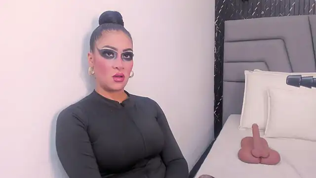 Angie Will online show from 09-11-25, 03:34