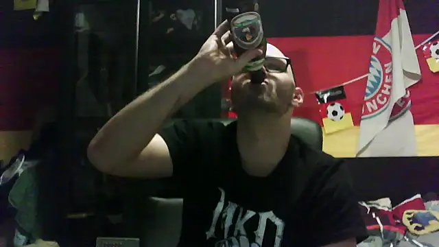 Die-geile-Sau online show from 11-25-25, 08:20