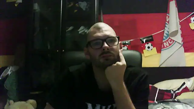 Die-geile-Sau online show from 11-27-25, 09:39