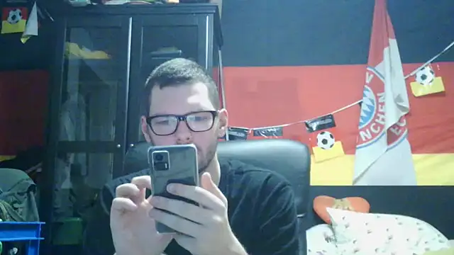 Die-geile-Sau online show from 02-17-26, 09:32