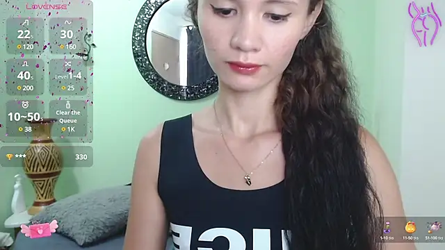 Sofia Franco  online show from 12-24-24, 03:37