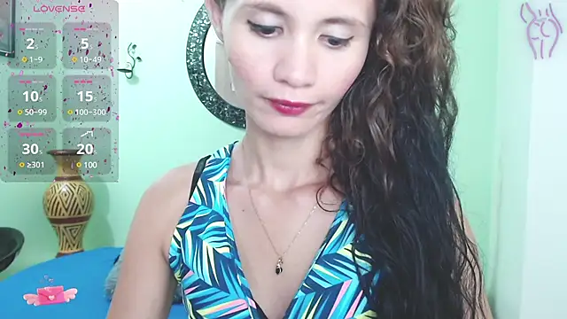 Sofia Franco  online show from 01-07-25, 07:17