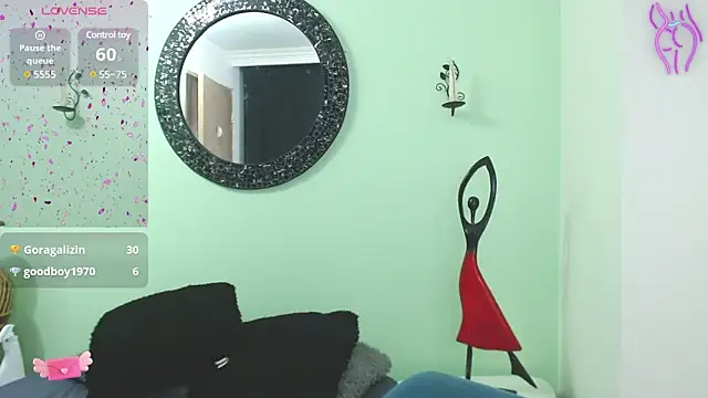 Sofia Franco  online show from 02-07-25, 01:15