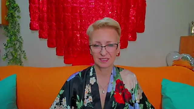 iamyourdream89 online show from 02-13-26, 12:01