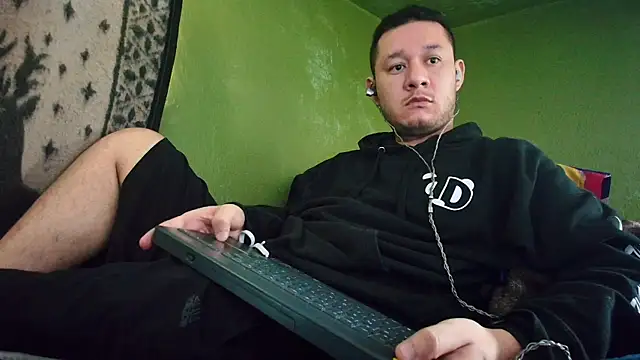 sweet cock28 online show from 02-03-25, 03:49