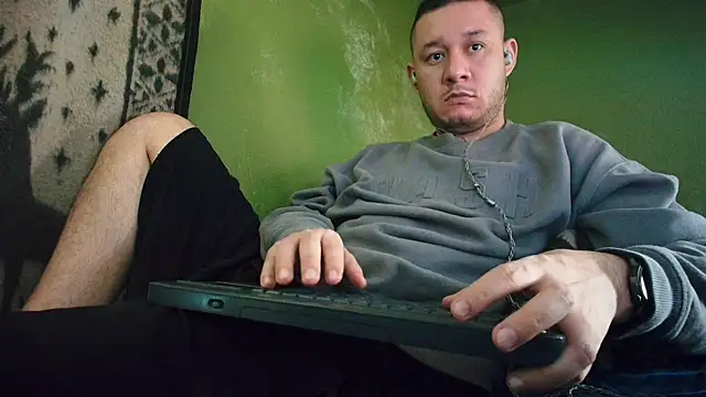 sweet cock28 online show from 02-10-25, 03:53