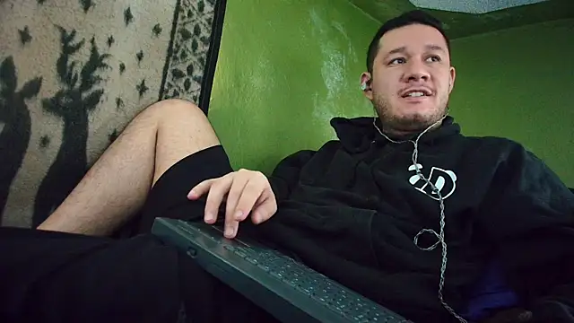 sweet cock28 online show from 03-04-25, 03:26