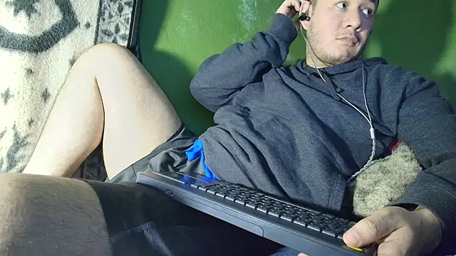 sweet cock28 online show from 12-21-25, 04:30