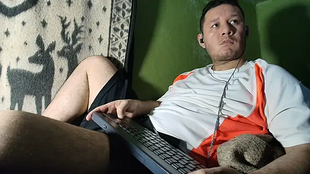 sweet cock28 online show from 04-25-26, 03:53