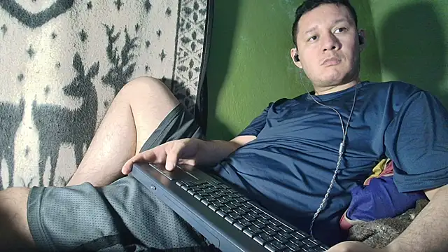 sweet cock28 online show from 04-28-26, 03:00