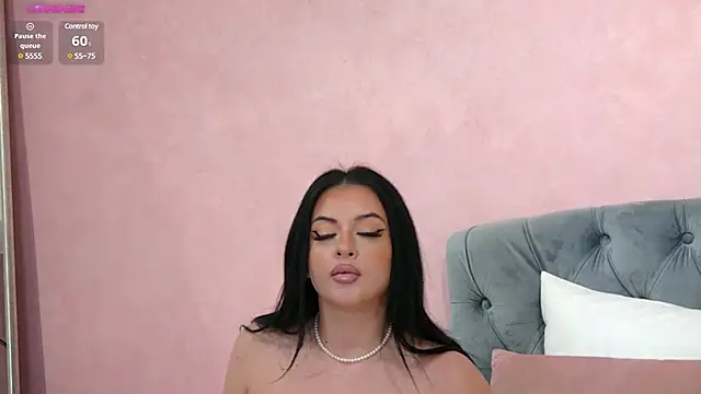 Snapshot of EdithOliviere chatting on 01-09-25, 09:58 EdithOliviere online show from 01-09-25, 09:58