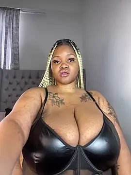 Yung-Missy online show from 12-19-24, 04:56