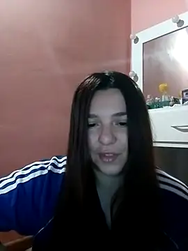 Snapshot of Oxitocina2000 chatting on 10-18-25, 01:30 Oxitocina2000 online show from 10-18-25, 01:30