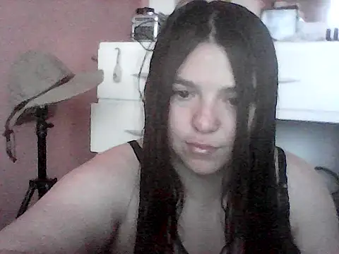 Snapshot of Oxitocina2000 chatting on 10-22-25, 09:58 Oxitocina2000 online show from 10-22-25, 09:58