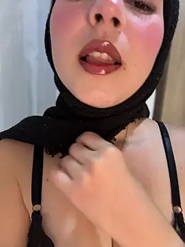 naughty  angel online show from 04-28-26, 12:43