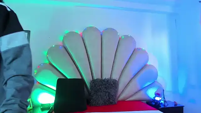 Natasha  Blue online show from 02-18-25, 07:41