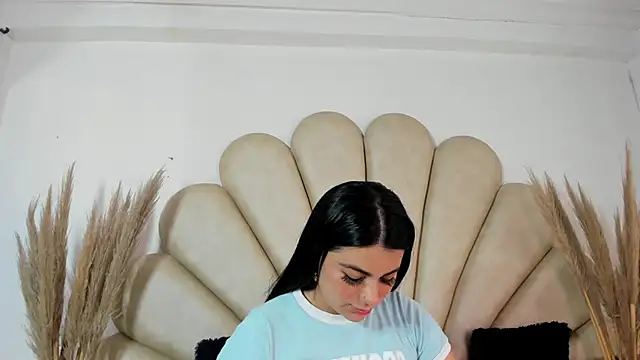 Natasha  Blue online show from 09-23-25, 06:55