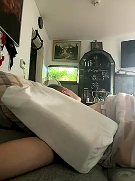 Toyjungee online show from 09-17-25, 10:50