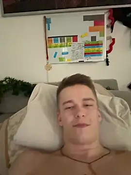 Toyjungee online show from 09-21-25, 03:46