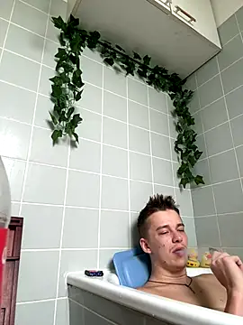 Toyjungee online show from 10-06-25, 10:02