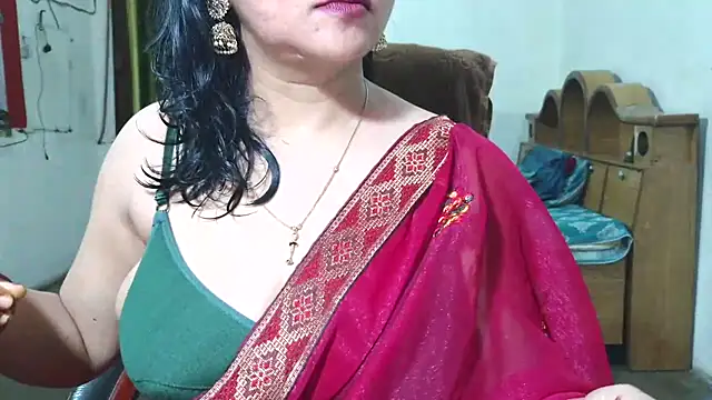 Cute Mahi22 online show from 09-21-25, 05:53