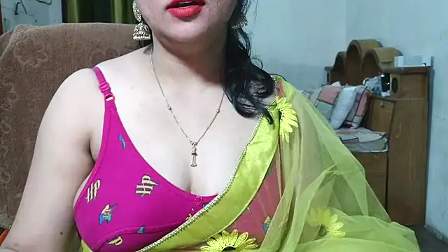 Cute Mahi22 online show from 10-13-25, 06:24
