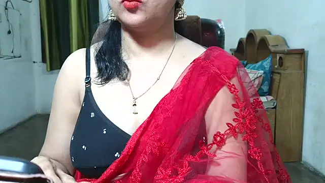 Cute Mahi22 online show from 10-17-25, 06:16