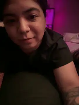 kimmiakiss22 online show from 02-14-25, 08:42