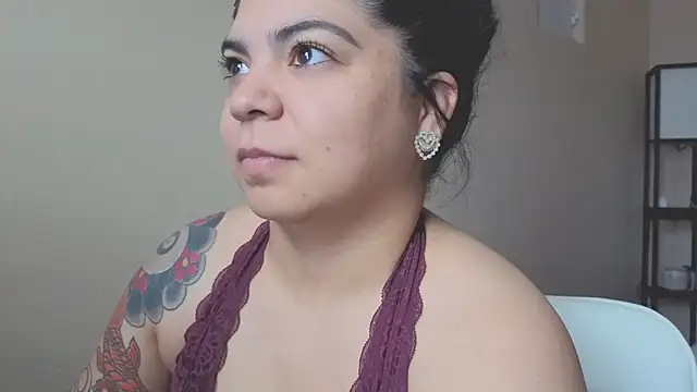 kimmiakiss22 online show from 03-09-25, 06:21