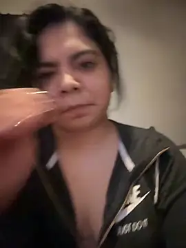 kimmiakiss22 online show from 09-12-25, 04:45