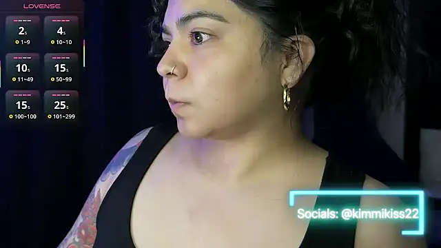 kimmiakiss22 online show from 10-03-25, 11:57